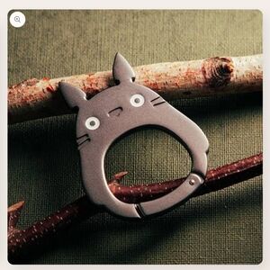 Gray Totoro Key / Carabinder Accessory